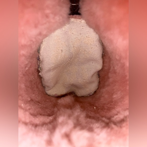 UGG Women's Blush and Brown Shearling Shoulder Bag - Picture 12 of 16